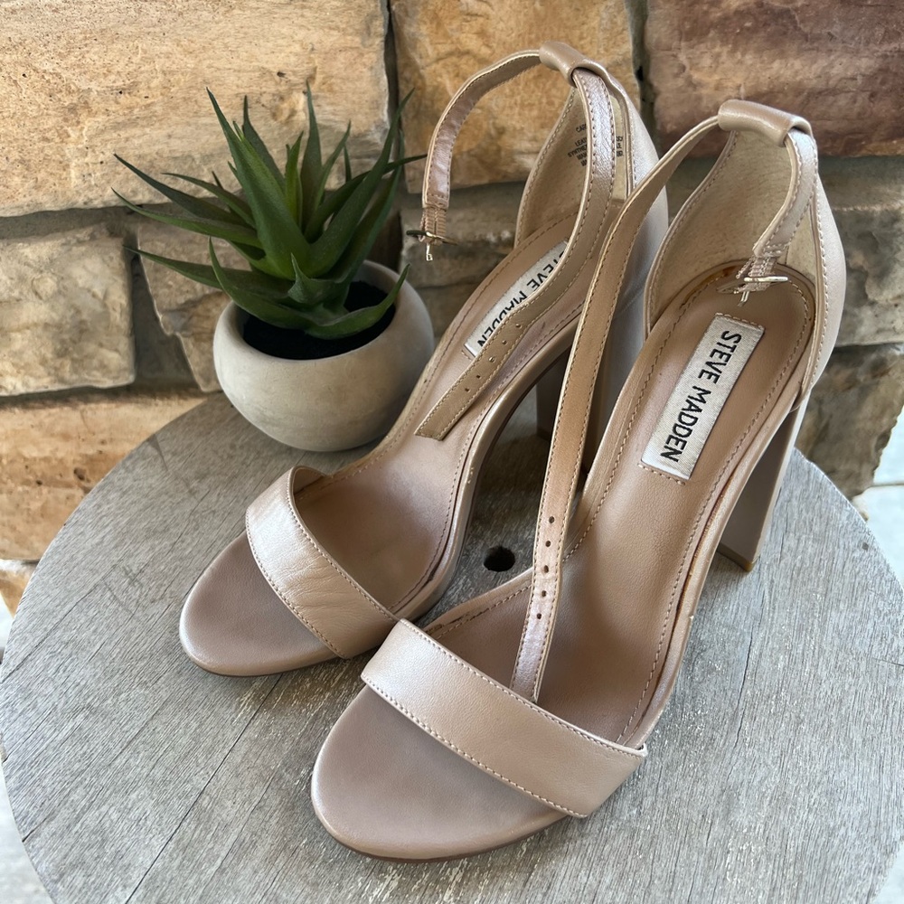 Steve Madden nude size 7 used heels
